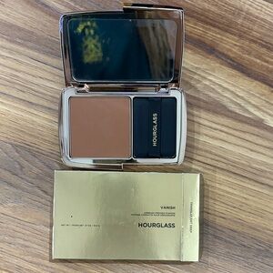 Hourglass Vanish Cream Bronzer - translucent deep